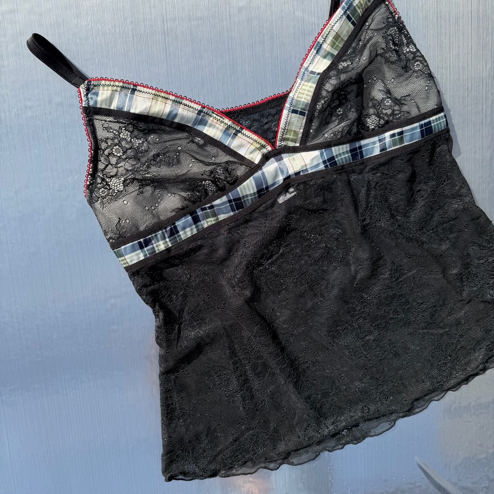 Vintage Cropped Black Lace Cami Top